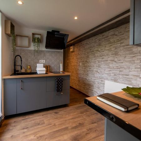 Naturel : Studio Calme Et Agreable Les Bordes Экстерьер фото