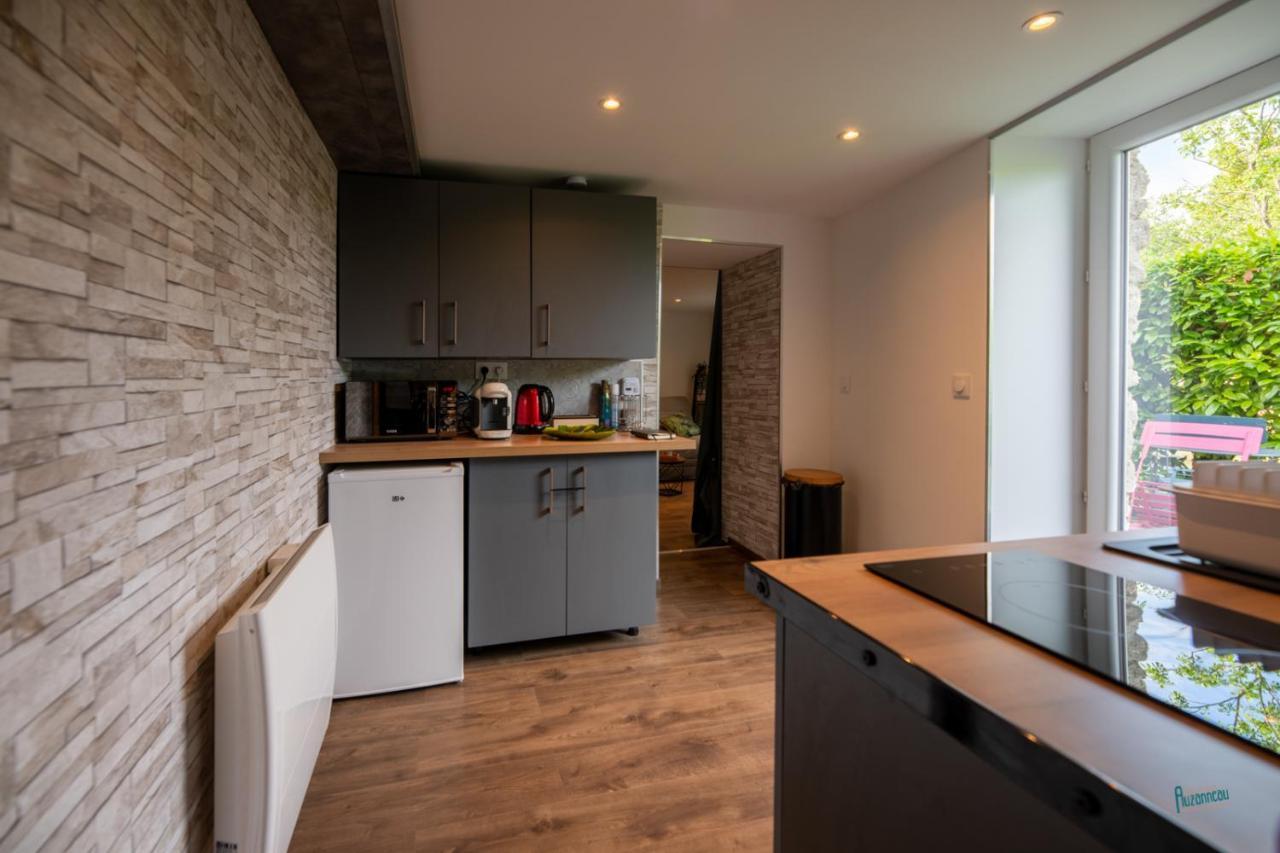 Naturel : Studio Calme Et Agreable Les Bordes Экстерьер фото